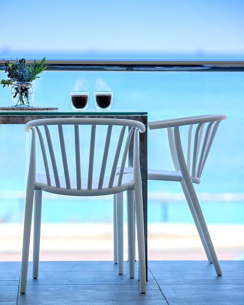Cottesloe Beachfront Ocean View Apartment - Hobart Tourism 19