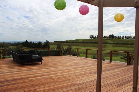 Grapevines Boutique Accommodation - Hobart Tourism 9