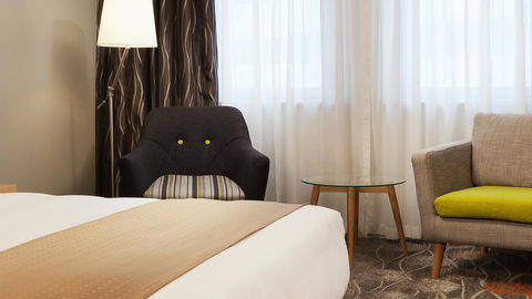 Holiday Inn Perth City Centre, An IHG Hotel - Tourism TAS 23