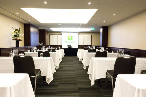 Holiday Inn Perth City Centre, An IHG Hotel - Tourism TAS 44