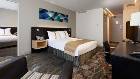 Holiday Inn Perth City Centre, An IHG Hotel - Tourism TAS 21
