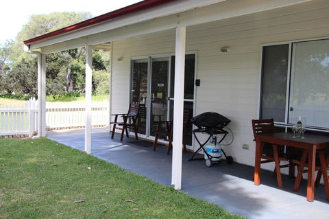 Sapphire Chalets, Augusta - Hobart Tourism 4
