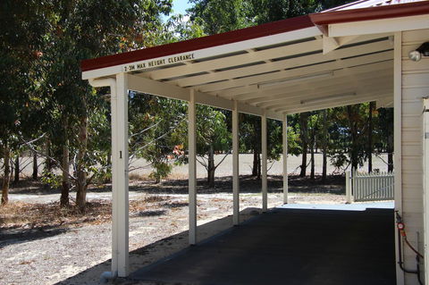 Sapphire Chalets, Augusta - Hobart Tourism 7