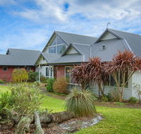 Glenelg on King Bed  Breakfast - Hobart Tourism