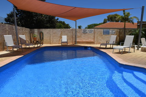 Kalbarri Seafront Villas - Tourism TAS 8