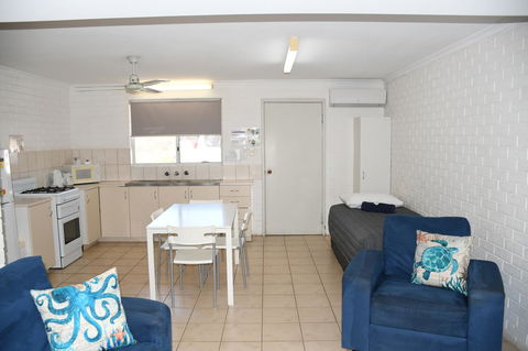 Kalbarri Seafront Villas - Tourism TAS 17