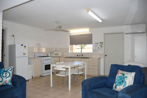 Kalbarri Seafront Villas - Tourism TAS 23