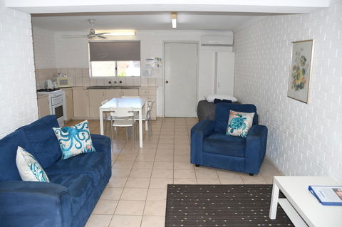 Kalbarri Seafront Villas - Tourism TAS 12