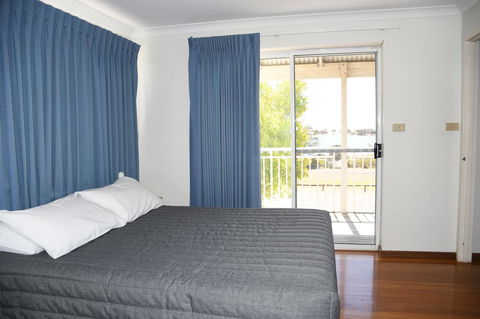 Kalbarri Seafront Villas - Tourism TAS 2