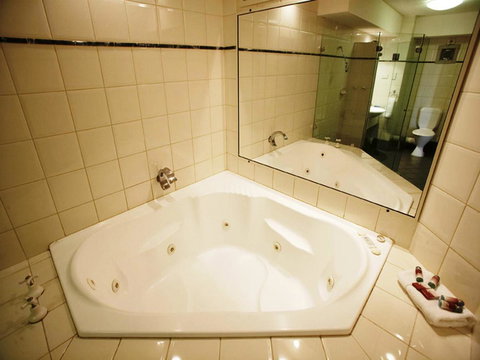 Great Eastern Motor Lodge - Tourism TAS 33