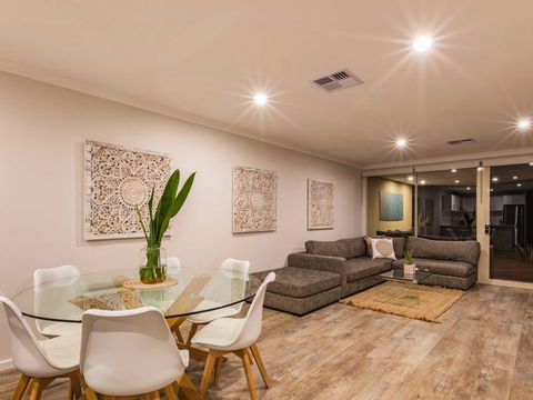 Starboard Views Kalbarri - River Front Apartment - Tourism TAS 3