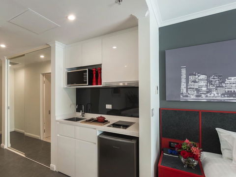 Citadines St Georges Terrace - Hobart Tourism 4