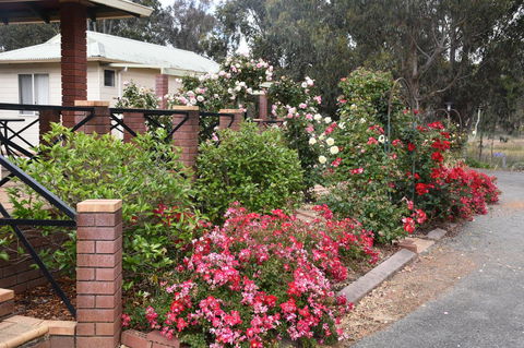 Mount Barker Valley Views Motel & Chalets, Western Australia - Hobart Tourism 26