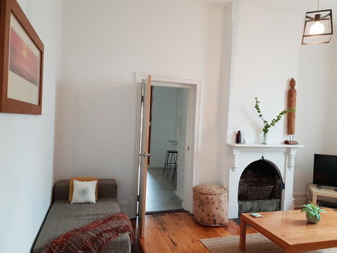 Captain\'s Heritage Cottage - Central Fremantle 2 Bedroom Historic Cottage - Tourism TAS 4