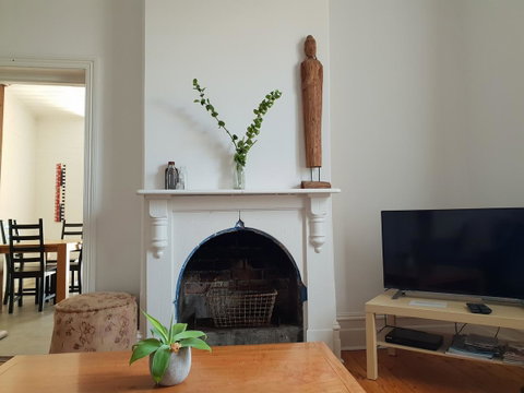 Captain\'s Heritage Cottage - Central Fremantle 2 Bedroom Historic Cottage - Tourism TAS 8