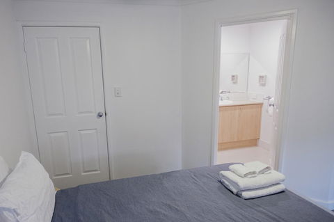 FortyTwo - Oceanside Retreat Busselton - Hobart Tourism 14