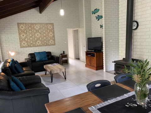Beachside Prevelly Villas - Hobart Tourism 4