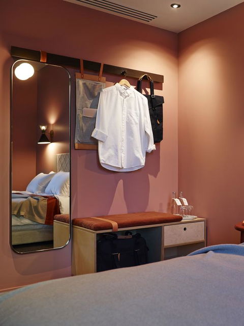 Alex Hotel - Tourism TAS 13