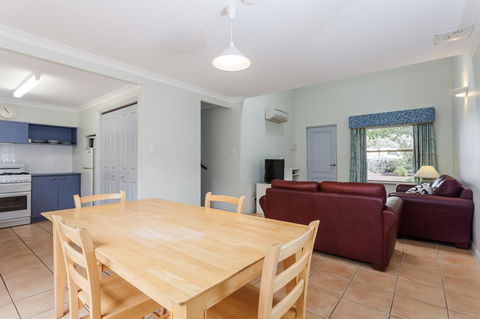 Middleton Beach By The BnB Collection - Hobart Tourism 3