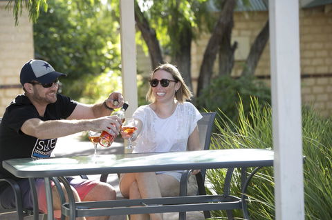 Amalfi Resort - Hobart Tourism 8