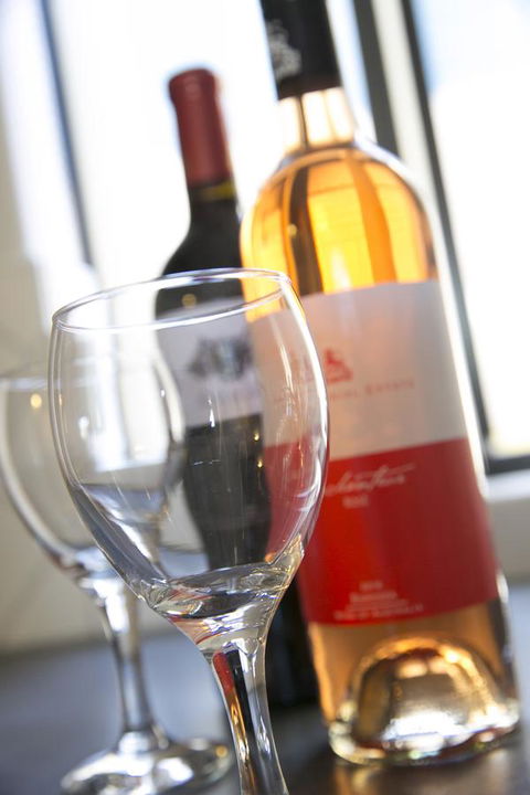 Amalfi Resort - Hobart Tourism 3