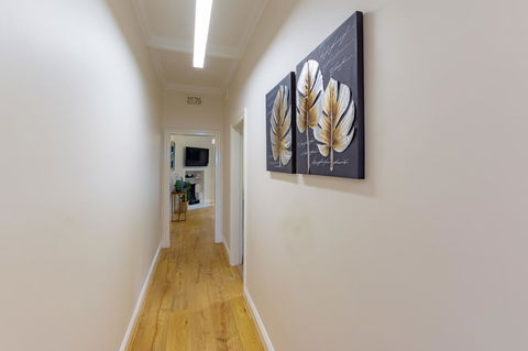 Heritage Townhouse Near Harbour Bridge - Tourism TAS 12