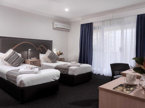 Nesuto Leura Gardens (formerly Waldorf Leura Gardens Resort) - Tourism TAS 27