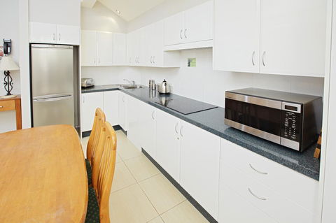 Jesmond Executive Villas - Hobart Tourism 24