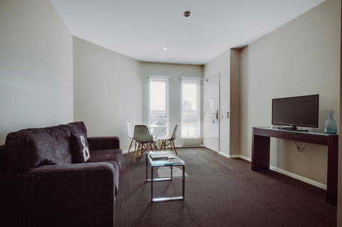 Crossroads Hotel - Hobart Tourism 9