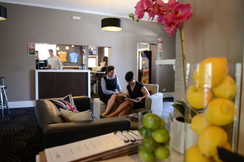 Crossroads Hotel - Hobart Tourism 36