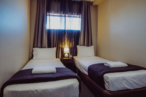 Crossroads Hotel - Hobart Tourism 8