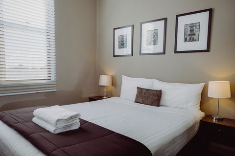 Crossroads Hotel - Hobart Tourism 13