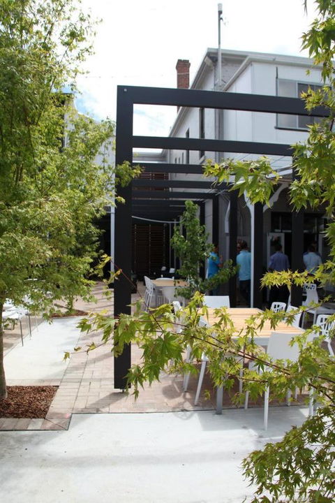 Crossroads Hotel - Hobart Tourism 0
