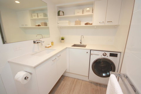 Cossies By The Sea - Tourism TAS 6