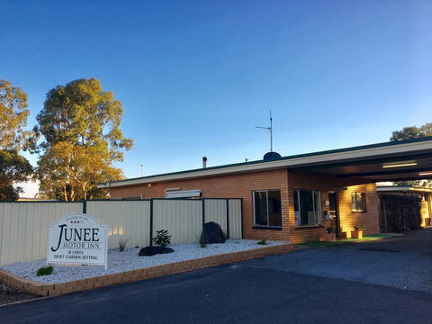 Junee Motor Inn - Tourism TAS 12