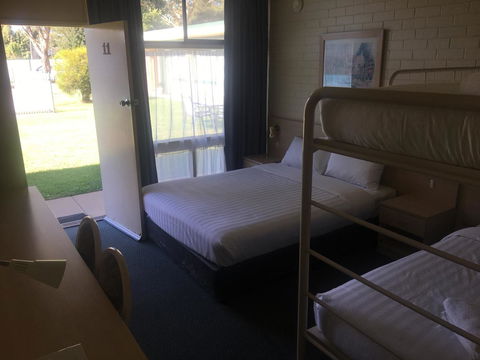 Junee Motor Inn - Tourism TAS 16