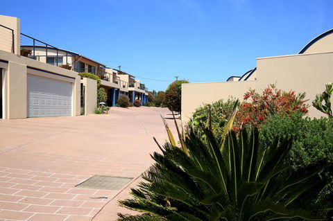 The Cove At Culburra - Direct Access To Beach - Hobart Tourism 24
