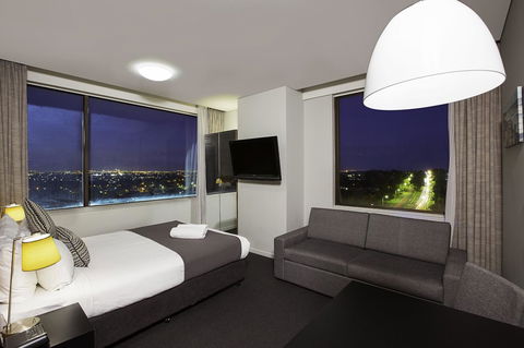 Metro Hotel Miranda - Tourism TAS 9
