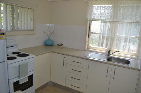 Sundial Holiday Units - Hobart Tourism 18