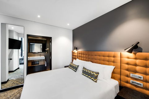 Vibe Hotel North Sydney - Tourism TAS 31