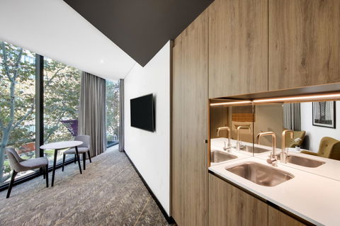 Vibe Hotel North Sydney - Tourism TAS 25