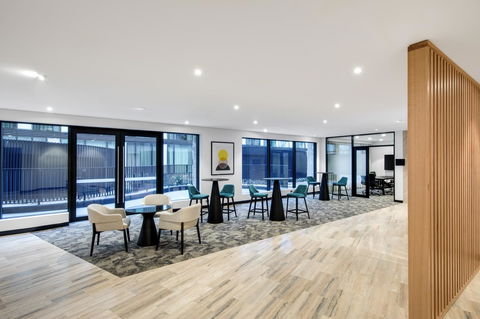 Vibe Hotel North Sydney - Tourism TAS 12
