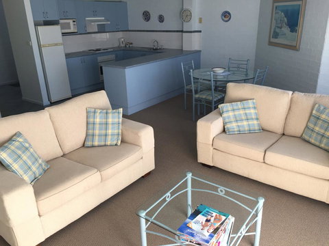 Breakers Apartments - Tourism TAS 9