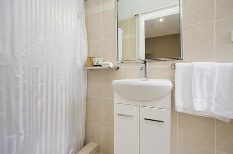CH Boutique Hotel & Apartments, Ascend Hotel Collection - Hobart Tourism 36