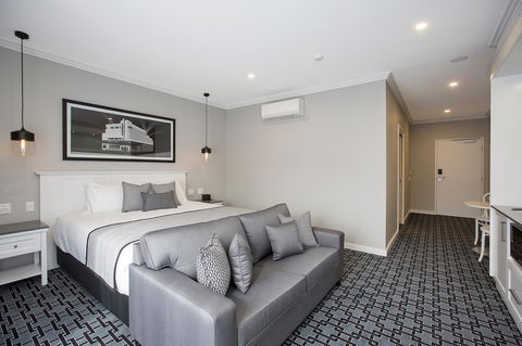CH Boutique Hotel & Apartments, Ascend Hotel Collection - Hobart Tourism 7