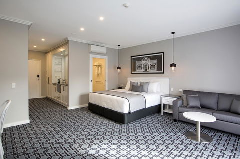 CH Boutique Hotel & Apartments, Ascend Hotel Collection - Hobart Tourism 0