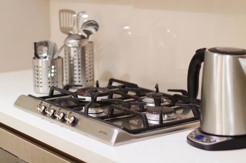 Modern & Cosy 2-Bedroom Apartment Hornsby - Tourism TAS 10