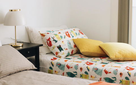 Modern & Cosy 2-Bedroom Apartment Hornsby - Tourism TAS 6