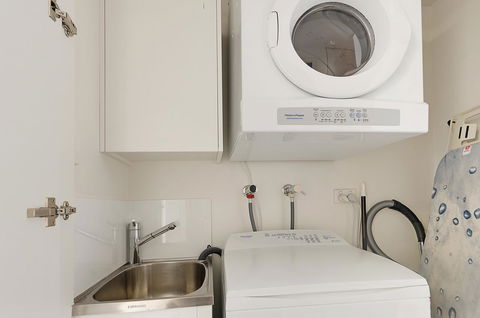 Wyndel Apartments Neutral Bay - Military - Hobart Tourism 11