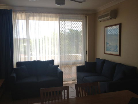 Oxley Cove Holiday Apartment - Hobart Tourism 13